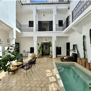 27 & Entierement Privatise Riad Marrakesh